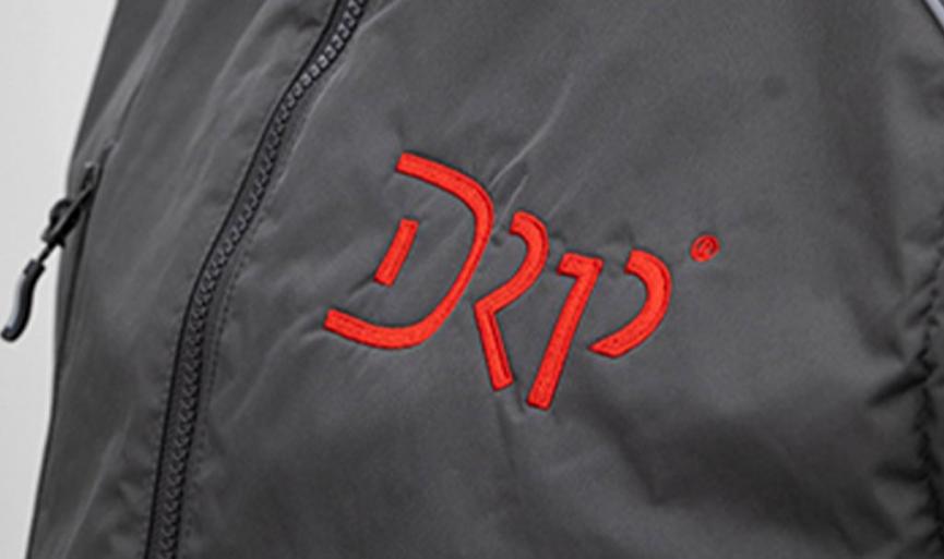 Detailansicht Stick auf Weste DRP Logo